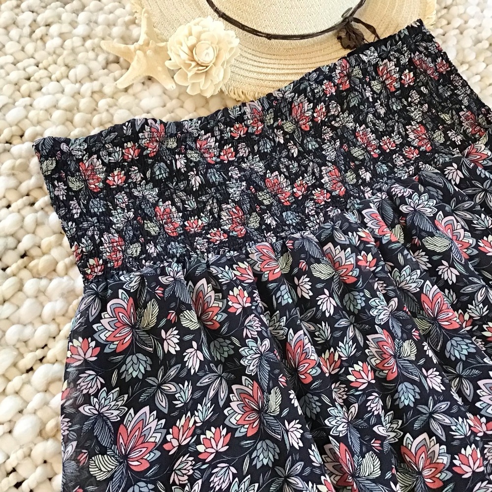 CAbi Flirt Skirt #5184, Size L NWOT - Picture 3 of 6